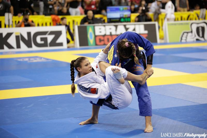 Omoplata sweep in competition